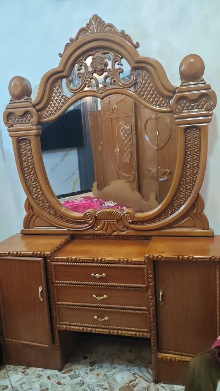 غرفه نوم لبيع  ملاحضات بسيطه الاستفسار رقم ***********

