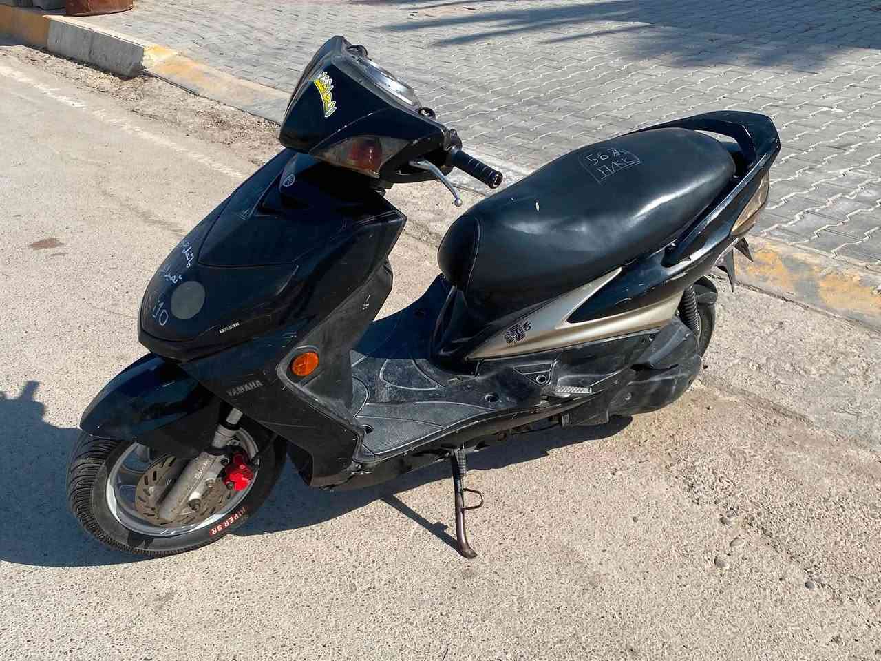 سلام عليكم
سكنس فحل طلاعات

دراجة شغالة شلعة و معدل يرادلها ترتيبات بسيطه

السعر500 وبيها مجال للشراي 

مكاني ديالى كنعان هاتف ***********
