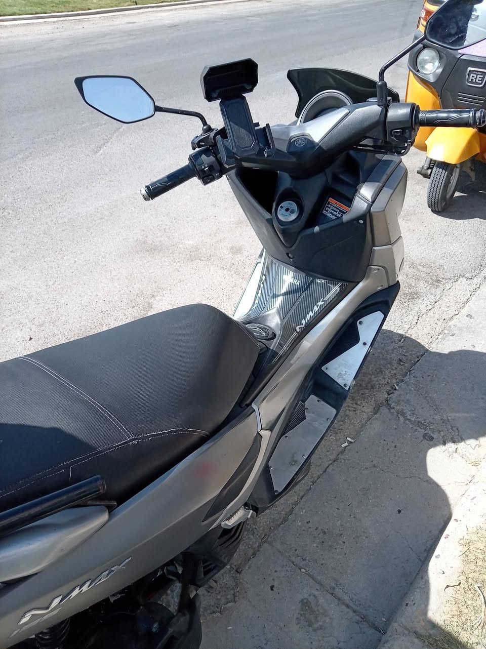 متاح n. Max رياضي مكينه 155
ماشيه 64
موديل 20
***********
زيونه
