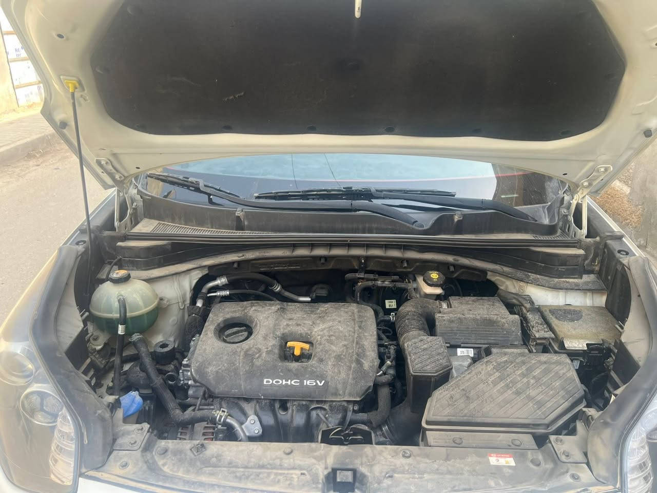 � للبيع كيا سبورتج 2018 | فول مواصفات 🚗

🔹 الموديل: Kia Sportage
🔹 سنة الصنع: 2018
🔹 الفئة: فول مواصفات
🔹 القير: أوتوماتيك
🔹 الوقود: بنزين
✨ المواصفات:
✔️   كاميرا خلفية
✔️ بصمة تشغيل + بصمة أبواب
✔️ مقاعد جلد
✔️ تحكم بالمقود
✔️ مرايا كهرباء مع إشارات
✔️ مكيف ممتاز
✔️صندوق كهرباء
✔️ السيارة نظيفة جداً
✔️ مكينة وقير وشاصي ممتاز
✔️ خالية من الحوادث 

سونر ثنين وياها واحد من المندلاوي والثاني من المستنصريه
محرك 2000 
ماشيه 110
📍 الموقع بغداد الأمين الثانيه 
💰 السعر192 بيها مجال بسيط 
***********
***********
