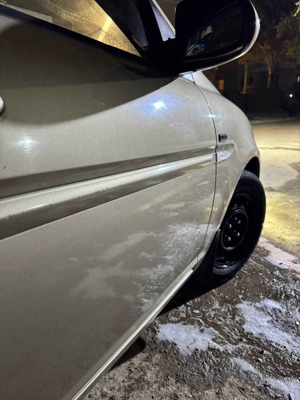 اكسنت الشركه عامه مكفوله عام ماشيه 58 سبير منازل سياره لوك ع وضع الشركه غ متواجد ع فيس اتصال *********** مكينه 1600 مكفوله عام حتى الدعاميات جديده بمعنه الكلمه
