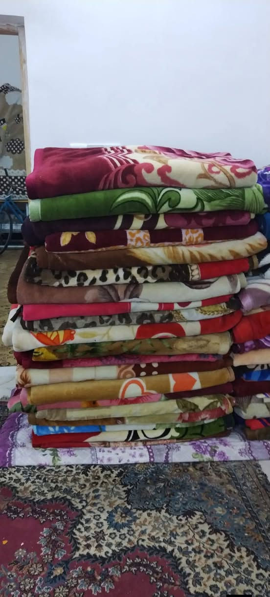 بضاعه جديد بطانيات باله اثخان وحفر ونفرين كبار ب9القطعه ***********بي واتساب
