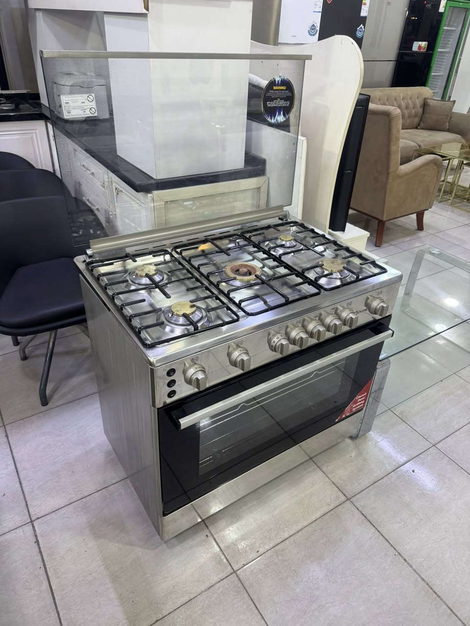 يتوفر جميع الاثاث بيع وشراء وتبديل 
العنوان اربيل سايدين بنصلاوة فرمانبران 
مقابل سوق الخضراوات 
يتوفر نقل داخل وخارج اربيل 
الاستفسار *********** واتساب
