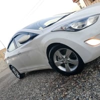 ٢٠١٢ • محرك ١.٨ • بدون صبغ