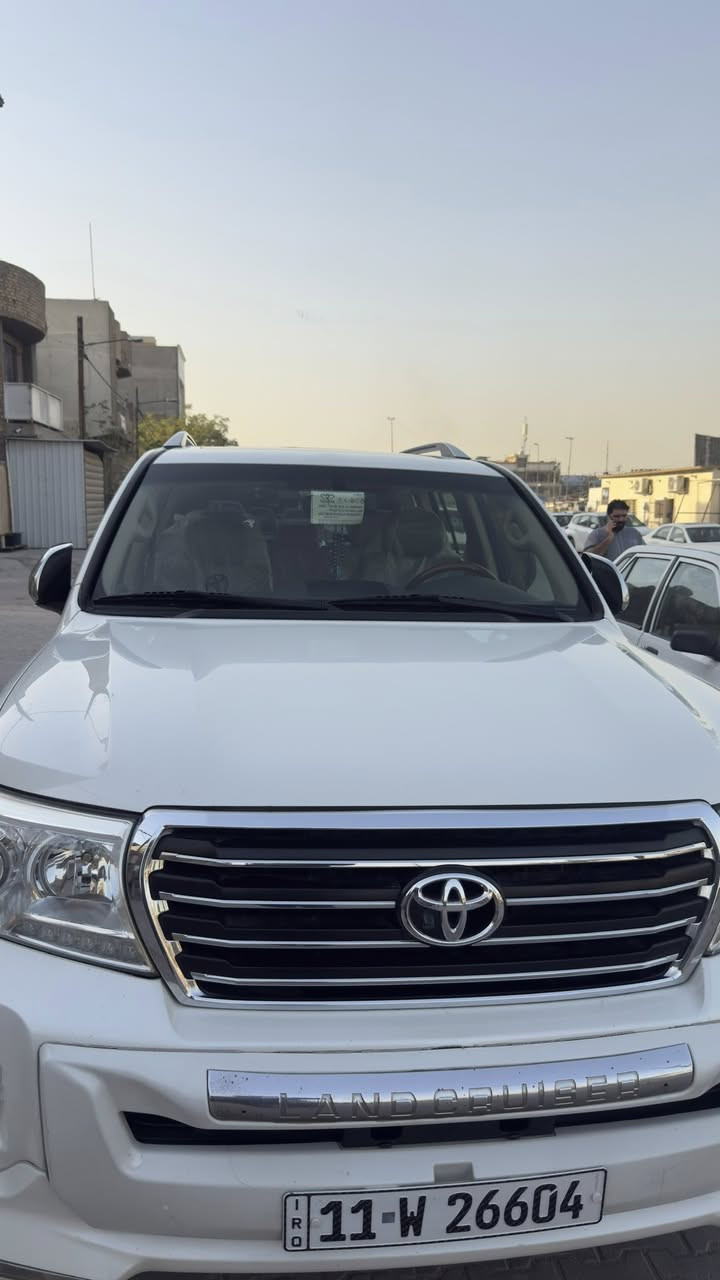 لاندكروز مديل 14 جديد جدا رقم بغداد ***********
