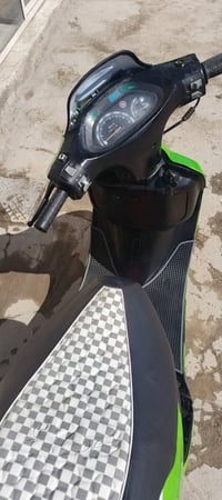 دراجة فراشة • كهرباء شغالة • نجف