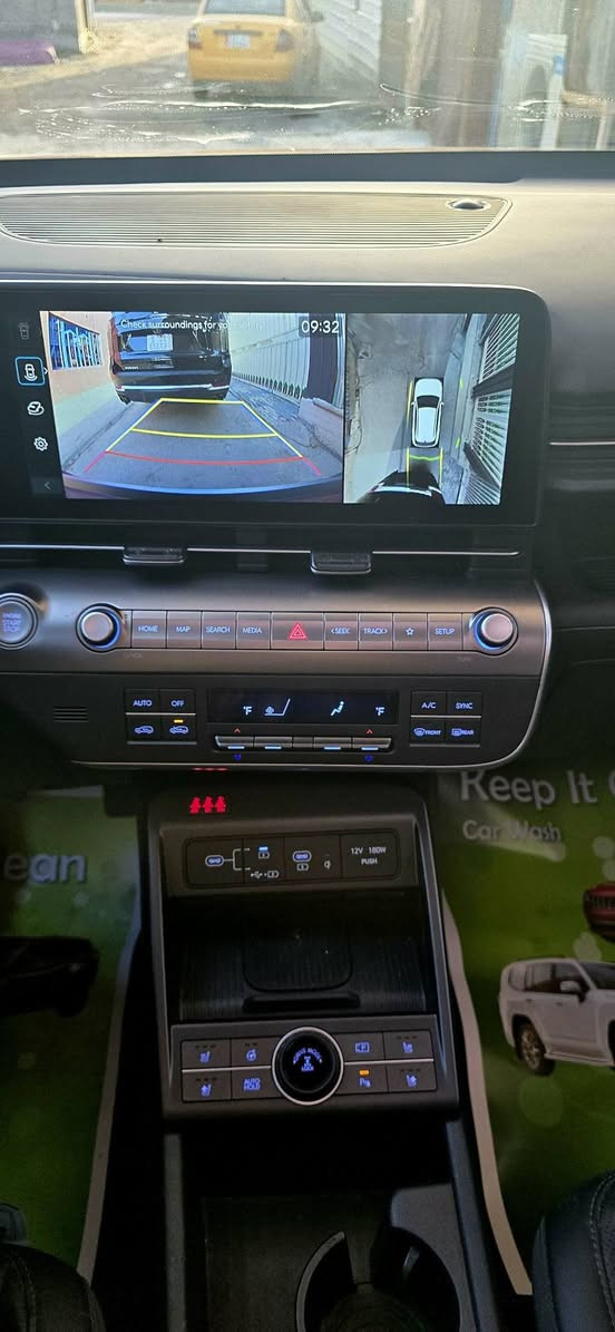 فول فول مواصفات بصمة سقف بانوراما
مكينه.      1600 
تيربو      
موديل.    2024
لون         لون مميز وغريب
 
عداد مسافة.          12الف ml

السعر 16500دولار بلاش بيها مجال بدون لوحات سياره 
                             
حادث خفيف 
بدون دواخل بدون شواصي 
السياره بنيد فقط تبدل ونصبغ ارباك ستيرن
سقف بانوراما
بصمة تشغيل وابواب
شاشة دجيتال متصل
كشن كهرباء وتدفئة وتبريد
كير تعليك 
وضعيات قيادة
كشن جلد وكنتارة ختم  N
ويل كب رياضي 
ستيرن مضلع شعار N
شفتات ستيرآ
رادارات 360 درجة
توقف ذاتي عن الرجوع
رجاج بالستيرن خلال التحذير..الميزة 
فور ويل 4x4
سبايدر اسود مفصول رياضي
لد نهاري امامي وخلفي
شحن واير ليس ومخارج اضافية
سستم صوت BOSE
تبريد قطعتين
شلايزرات رياضية حول السيارة
مري سود واشارة جانبية
هاند بريك بصمة
اطفاء ذاتي عن الوقوف
مانع انحراف
وهواي مواصفات 
كامرات 360 درجه 
تشغيل كاميرا بل دشبول 
حساسات عدد 12 داير مداير سياره 
سياره تمشي بل ريمونت
السياره بسمي 
 رقمي ***********

اثير ***********
مكانه بغداد
