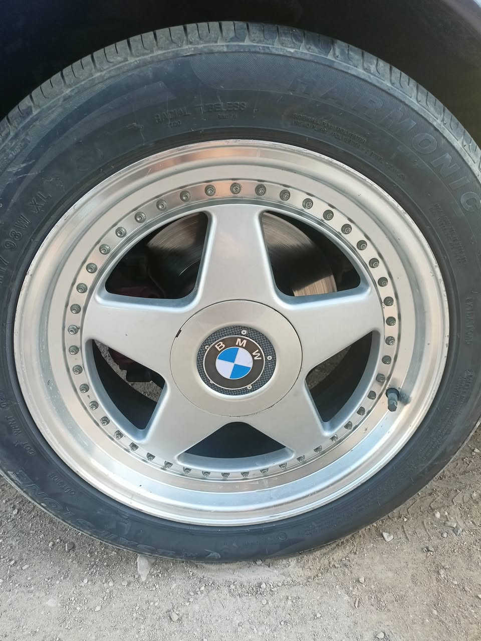 السلام عليكم عندي هذا الويل اريد مراوس او بيع بيه تخم تاير نضيف ويل مكفول مابيه لافطر ولا عواج مكاني ذي قار حجمه 17


**إذا كنت صاحب هذا الإعلان وتريد حذفه لأي سبب، رجاءا أرسل رسالة إلى الدعم الفني**