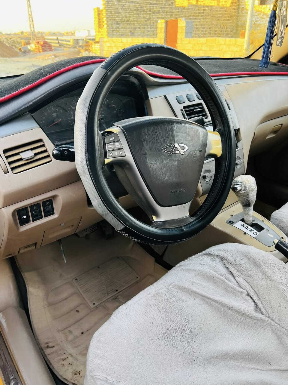 سلام عليكم شيري A5 موديل 2013 مكينة وكير كورلا ورقم انكليزي قادسيه السيارة مصبوغه عام للجماليه السعر 35 وبيه مجال بصيط للأستفسار 
رقم ***********
