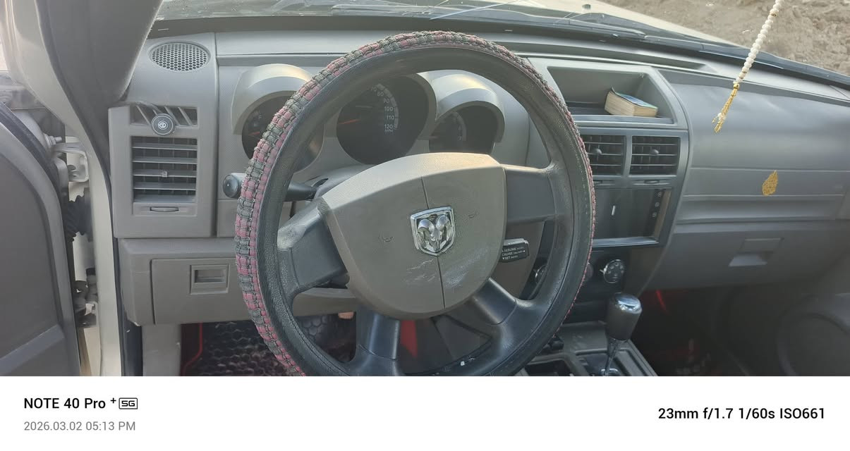 دوج نيترو ٢٠٠٨  هزه جديده بدون ضربه ولاصبغ  محرك جديد كير جديد تبريد ثلج كهربائيات فول منضومه مال غاز حكومه انسى الصرف رايده ٩٣ هذا رقمي ***********
