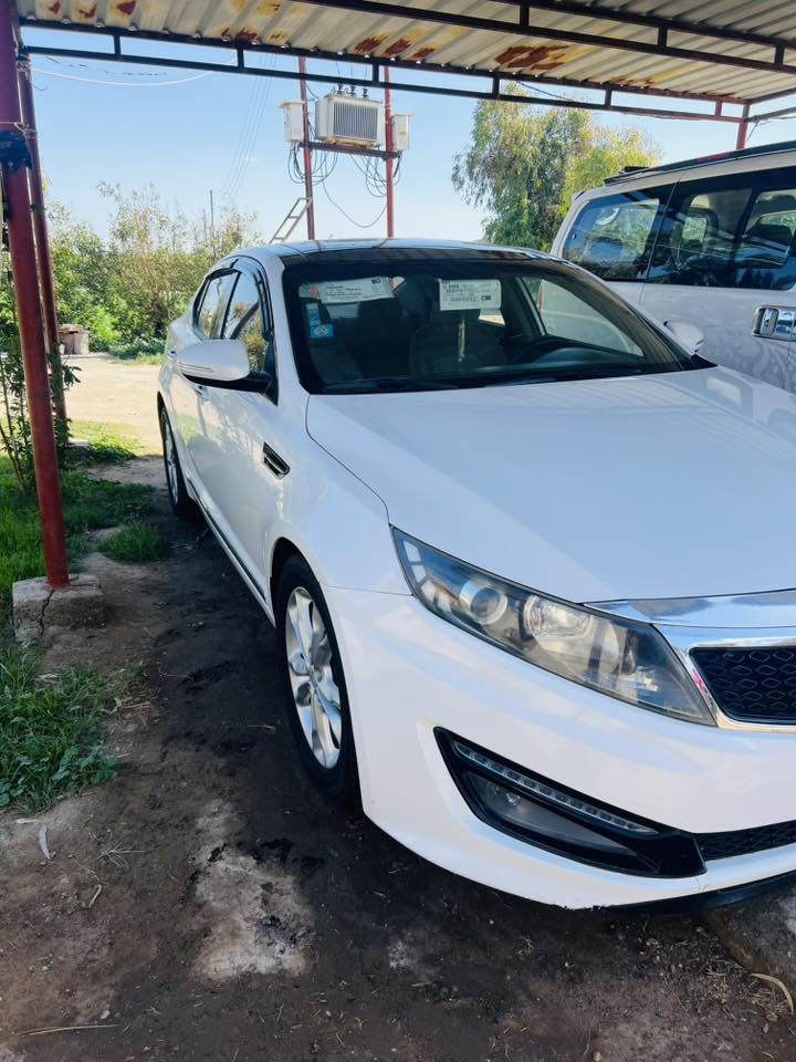 كيا اوبتما للبيع

موديل 2011 رقم بغداد 
محرك 2400دوش 
مفكوله من ضربه وصبغ 
فول مواصفات واحد   واحد 
سياره جديده بمعنا الكلمه 
للتصال ع الارقام 

‭0776 531 1330‬

‭0751 381 6346‬
