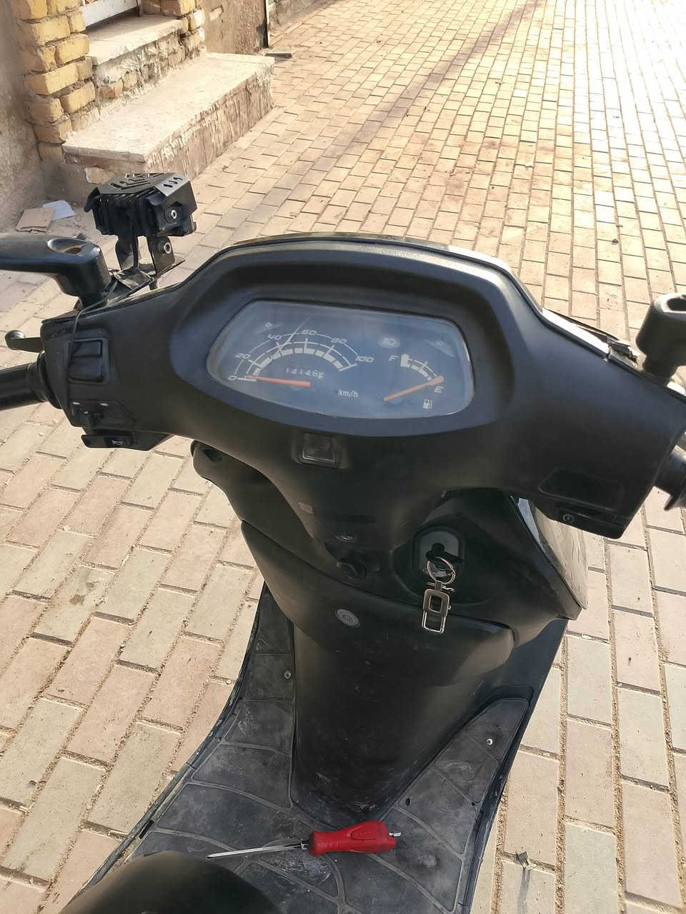 سبيسي ياباني دراجه نضيفه السعر 450 وبيه مجال قليل موبايل *********** العنوان كوت النوار خاص مامتواجد
