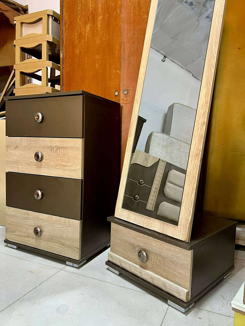 7 قطع 450


**إذا كنت صاحب هذا الإعلان وتريد حذفه لأي سبب، رجاءا أرسل رسالة إلى الدعم الفني**