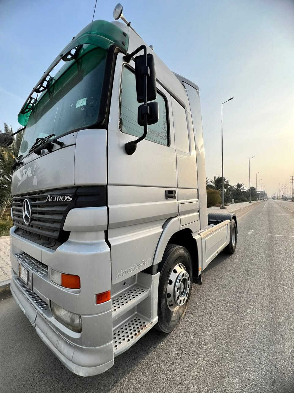 اكتروز 2000

رقم كربلاء بأسمنه 

سياره كلش جديده وحلوه مكفوله 

مكفوله من الصبغ 

تخم تاير جديد سياره جاهزه وحلوه 

باقي التفاصيل 

‭0772 458 5370‬
***********
