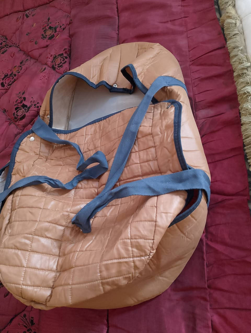 غراض اطفال للبيع الحاجه ع 5 مكان نجف شراي يتفضل خاص بس الحجله نباعت


**إذا كنت صاحب هذا الإعلان وتريد حذفه لأي سبب، رجاءا أرسل رسالة إلى الدعم الفني**