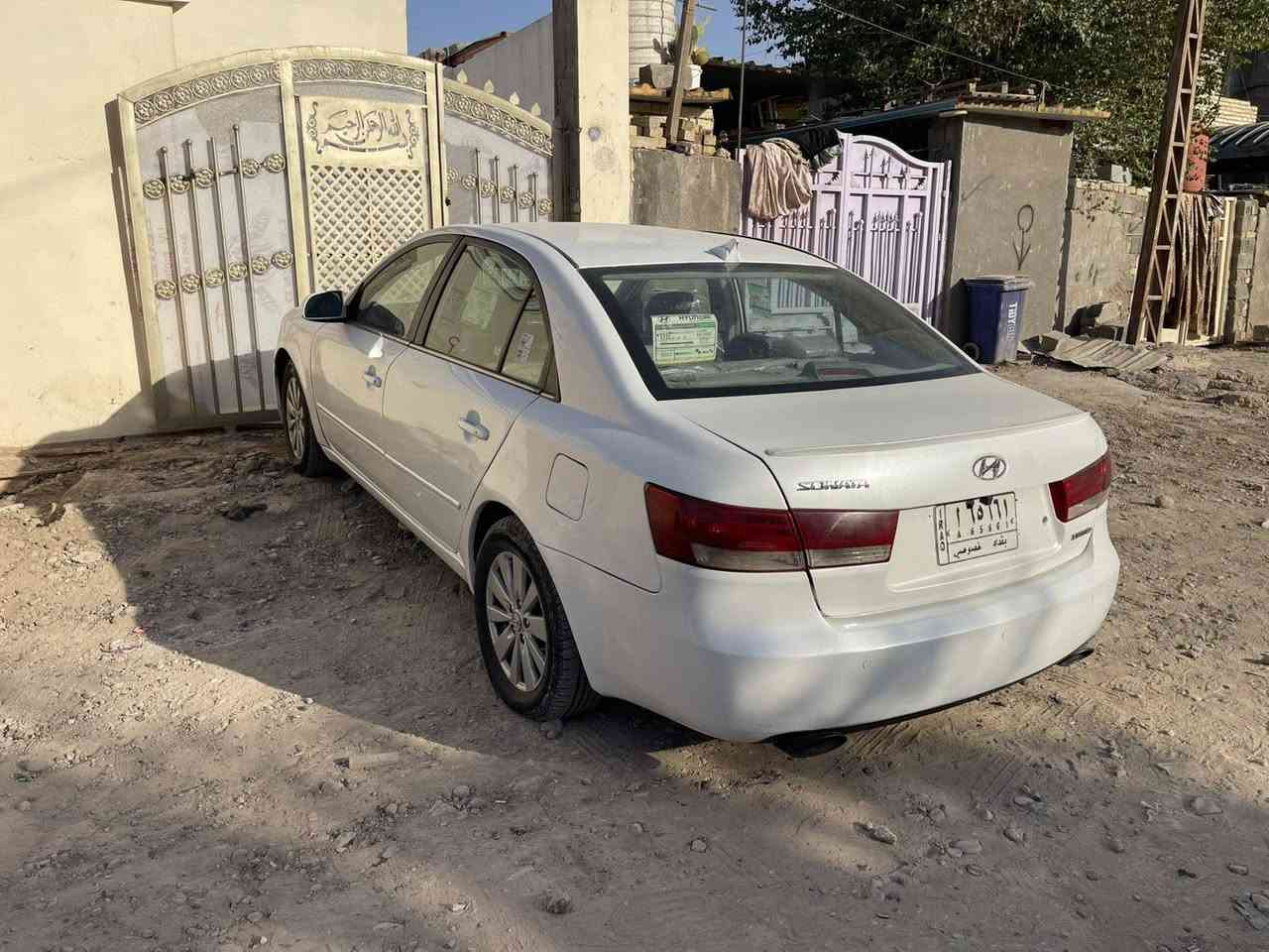 السلام عليكم سوناتا 2006 سنويه 2028 جديده  وارد امريكي حادثها جاملغ امامي بدون اي دواخل وبيها صبغ عام اثر جراد كير ومكينه جدد لاصرف ولا بخار صدر تايرات تبريد كله جديد السياره جاهزه من كلشي مكانها بغداد السعر 84 وبيها مجال ***********
