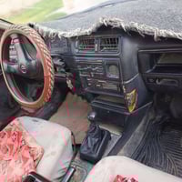 للبيع اوبل فكترا ما مسجله محرك 16 دوش  كير عادي  السعر 15 وبيها مجال  ...