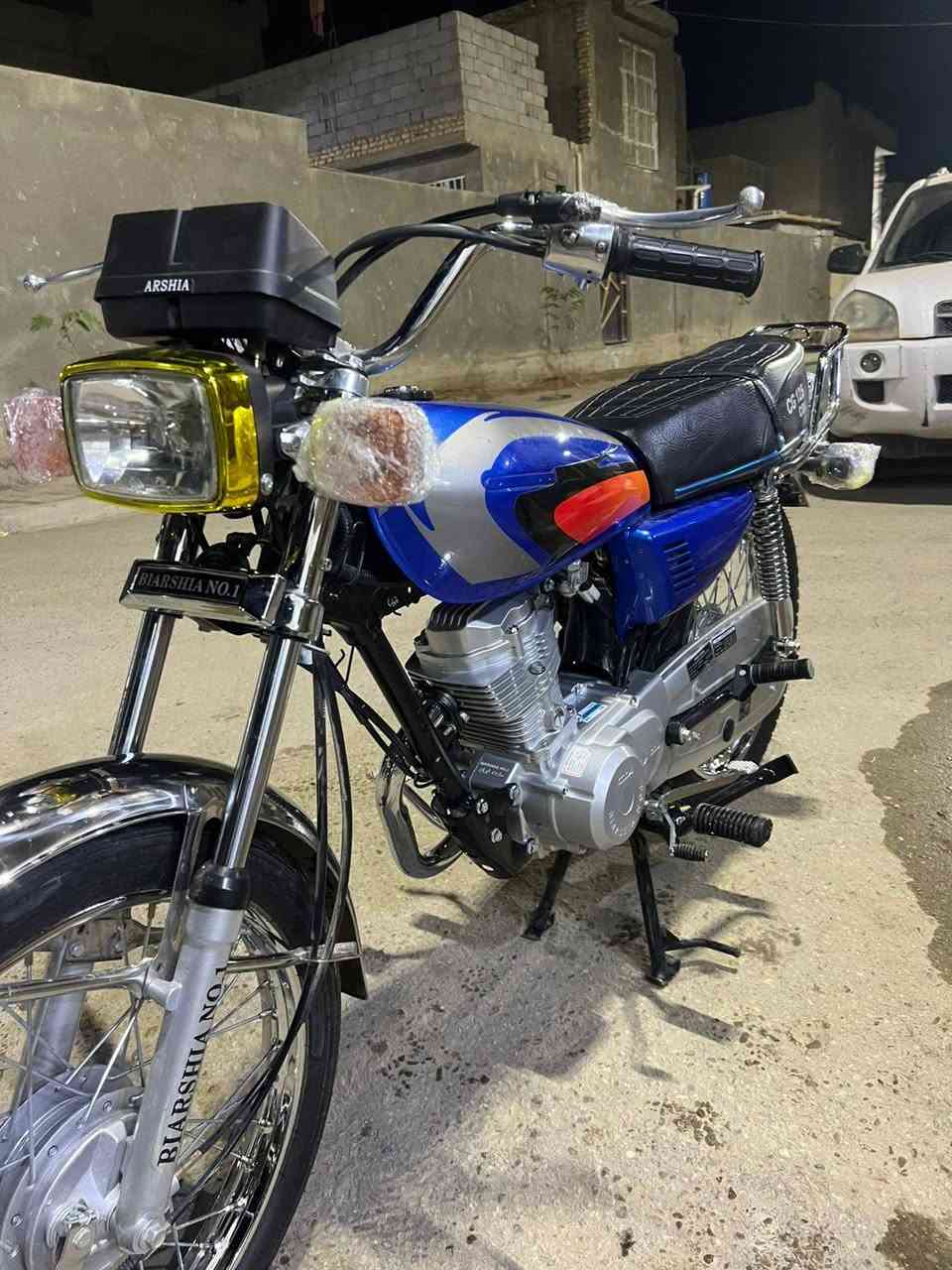 سلام عليكم 
دراجه اربعه كير جديده صارلها اقل من شهر طالعه من المعرض
موديل 26.     سعر 650 وبيها مجال 
للاستفسار الاتصال على الرقم ***********
