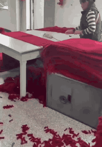 نود ان ننبه على ان الوجبة الثانيه حجز مسبق قد نفذت ولكن اليوم وبفضل الله🙏🏻
تم شحن كميات جديدة من سكارف اللون الاحمر ( ميكاسا ) 
وتم فتح باب التثبيت للحجوزات الجديدة للوجبة الثانية 
مدة التوصيل من 12_15
للحجز والاستفسار👇📩📞
https://t.me/um_mo23
@f2001hu
واتساب ***********
