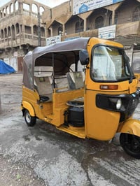 تكتك موديل 2021 للبيع بيها بكن بس سعرها 72000وبيها مجال  07702806926