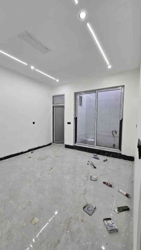 اعلان بيت ١٦٠ متر طابو صرف للبيع 
طابقين بناء جديد فول مغربي ٤ غرف نوم 
العنوان كركوك حي العسكري قرب جامع بهاء الدين 
السعر ١٦٠ مليون وبيه مجال
للاستفسار الاتصال على الرقم ***********
توجد خدمة واتساب وفايبر على هذا الرقم 
او الرقم الثاني ***********
لمعرفة المزيد من العروض تابع صفحتنا على الفيس بوك سجاد للعقار ونستقبل جميع عروض بيع وشراء العقارات كركوك, العراق
