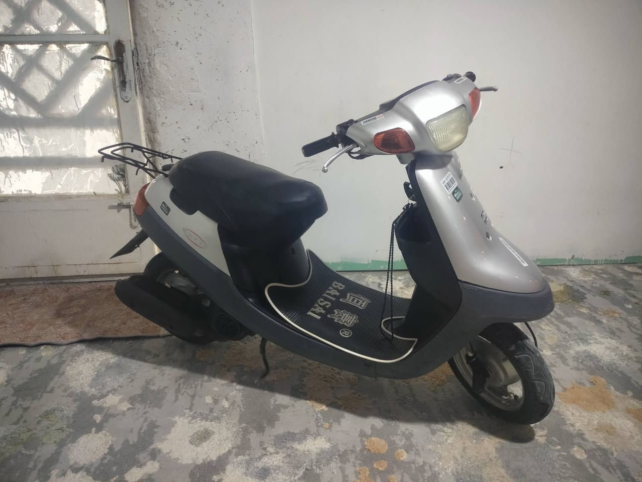 بطه 2003 السعر 400 شلعه ومعدل محرك بلادي نظيف شغاله سلف و هندر و كهربائيات  نظافه فول كفرات بلاديه كربلاء حي الحر يم فلافل سعد ***********
