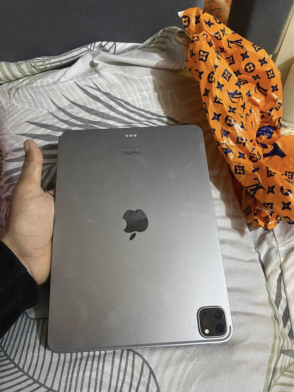 سلام عليكم ايباد m2ذاكرة
حاسبة ***********سعر 550الف
