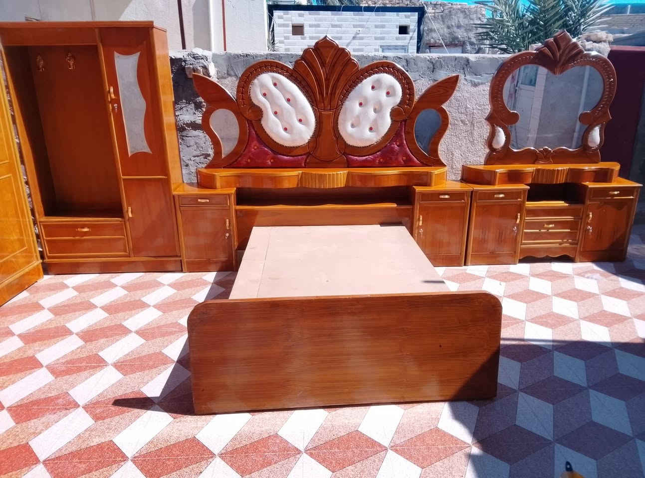 غرفة مستخدمه 5باب صاج تسكام قضاء القاسم ***********
