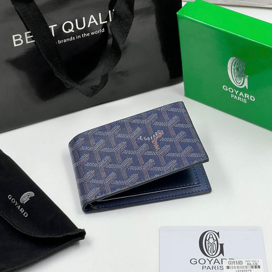 ⁨ دكّة الساعجـي ⌚️
.
عندنا كولكشن محافظ رجالية فاخرة من أرقى الدور العالمية:

🟫 Hugo Boss — براون مُنقش، إطار فضي، لمن يحب الكلاسيكي الجريء
🤎 Patek Philippe — جلد بني ناعم، شعار محفور بأناقة جنيفية
🟡 Ferrari — أصفر لافت بحدود سوداء، للرجل اللي ما يخاف يظهر
🔵 Goyard Paris — كحلي بنقش Chevron الأيقوني، سر من يعرف الفخامة الحقيقية
🟫 Christian Dior — بنقش CD Diamond البيج، فرنسي وراقي
⬜ Goyard Paris — أبيض كريمي، نادر ومختلف عن الجميع
🔵 Gucci — أزرق بحدود جلد أسود ولوغو ذهبي، إيطاليا بكل تفاصيلها
.
📦 كل محفظة تجيك مع:
◽️ بوكس البراند الأصلي
◽️ كيس مخمل للحماية
◽️ بطاقة هوية البراند
الهدية المثالية — لنفسك أو لمن تحب 🎁
.
للحجز والاستفسار دايركت او على الواتساب 📲
توصيل لجميع المحافظات 🚚
#العراق #viral #reels #trending #luxury⁩


**إذا كنت صاحب هذا الإعلان وتريد حذفه لأي سبب، رجاءا أرسل رسالة إلى الدعم الفني**