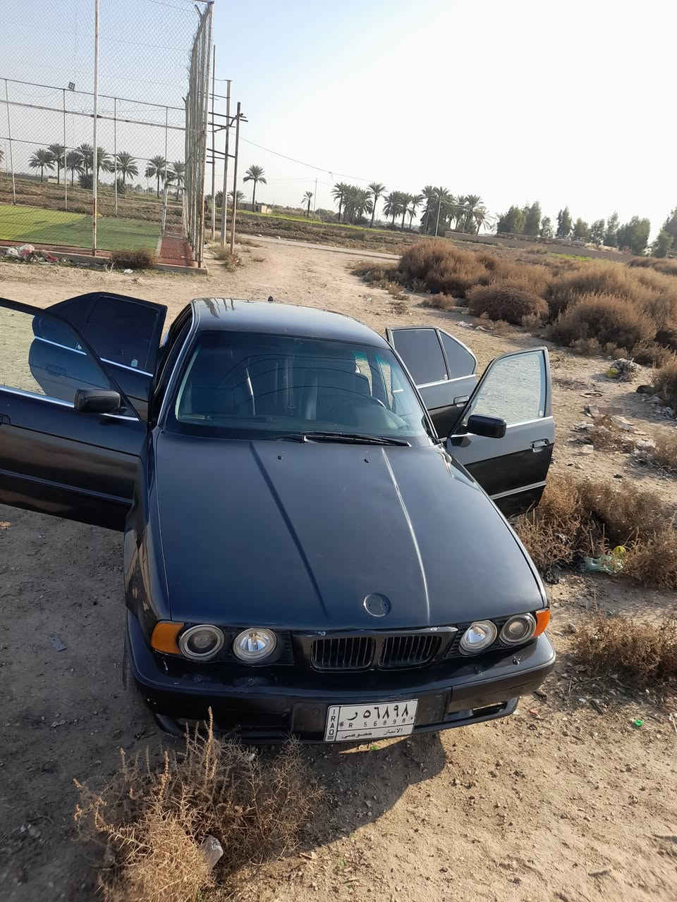 السلام عليكم السياره معروضه للبيع او مراوس بسياره اقتصاديه 
ملاحضه السياره بيها ضربه بل جاملغ الايمن الي تعجبه تتقيم السياره بلي يرضي الله وبالعافيه عل ياخذها رقمي ***********
