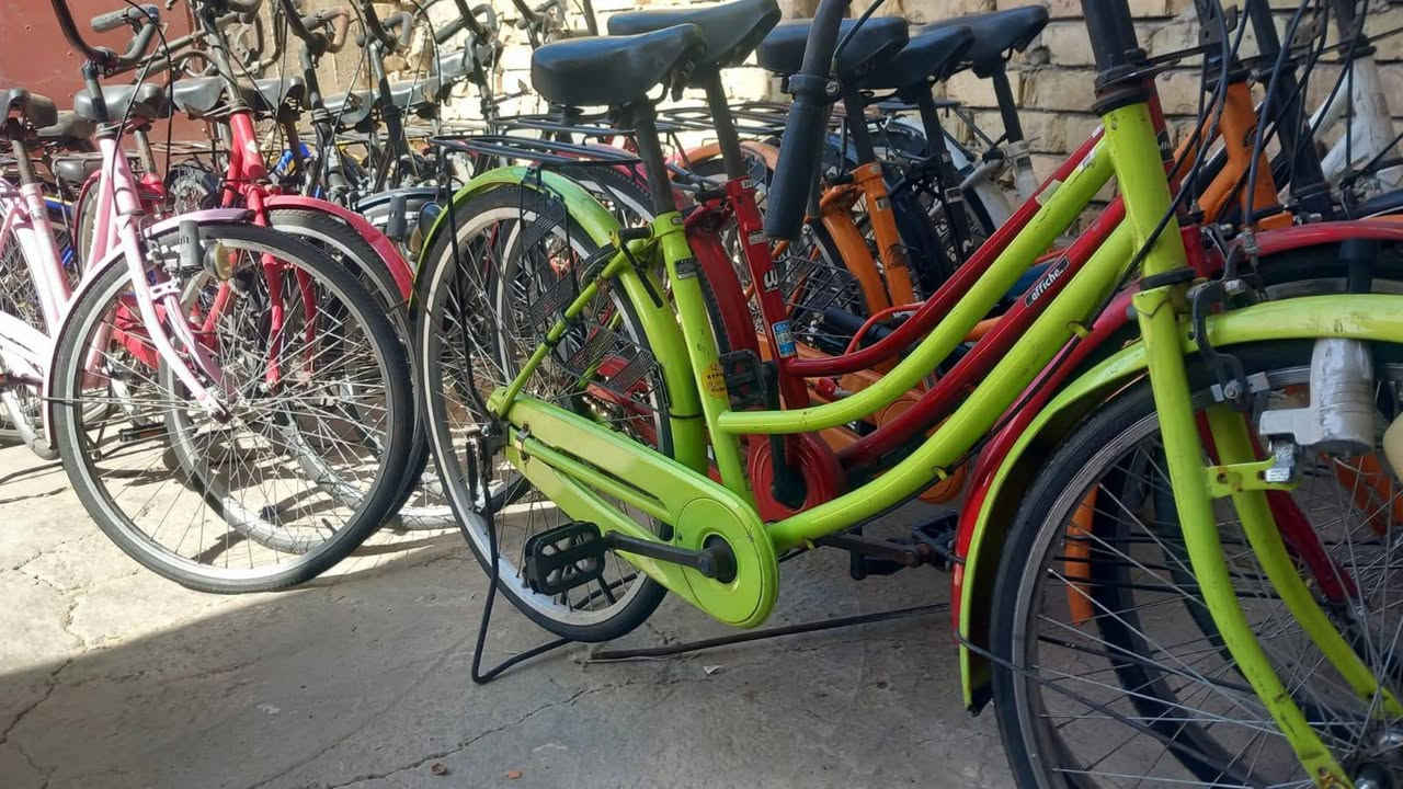 باسكلات حاويه للبيع 
حجم 26مكاني شطره تفاصيل وسعر على الخاص كل باسكل وسعره


**إذا كنت صاحب هذا الإعلان وتريد حذفه لأي سبب، رجاءا أرسل رسالة إلى الدعم الفني**