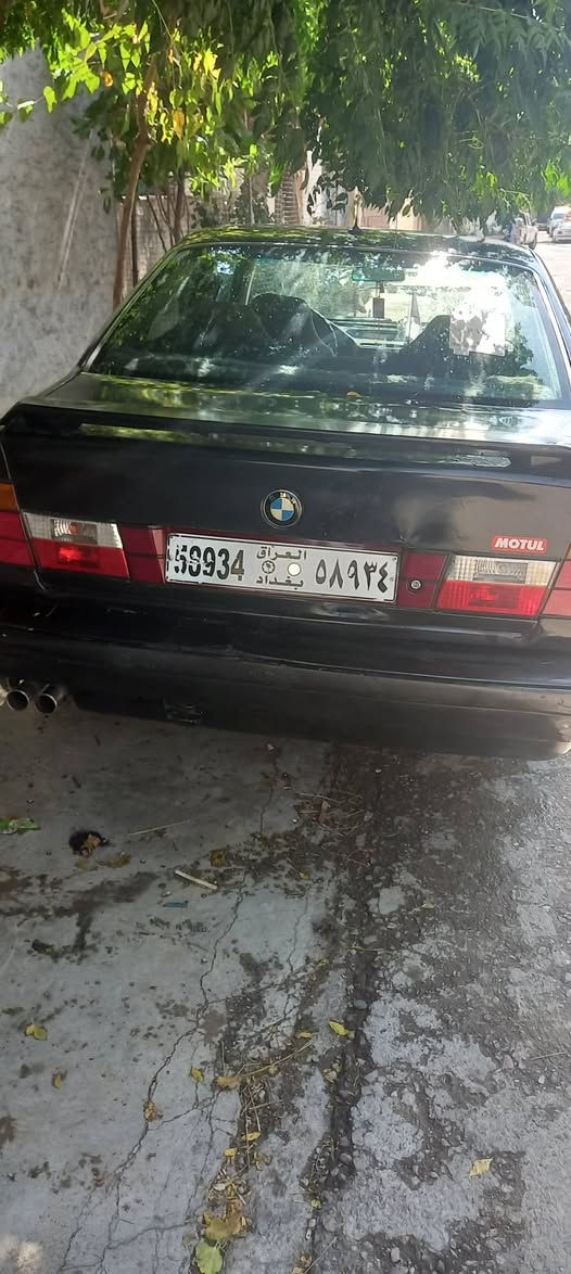 ‎بی ئێم 525 مۆدێل 1992 ئارمی پلاستیک ئۆتۆماتیک شتێکی نمونە سعر38 گەڵا تەلەفون ***********‎ السليمانية, العراق
