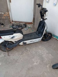 دراجة كهربائية • ١٥٠