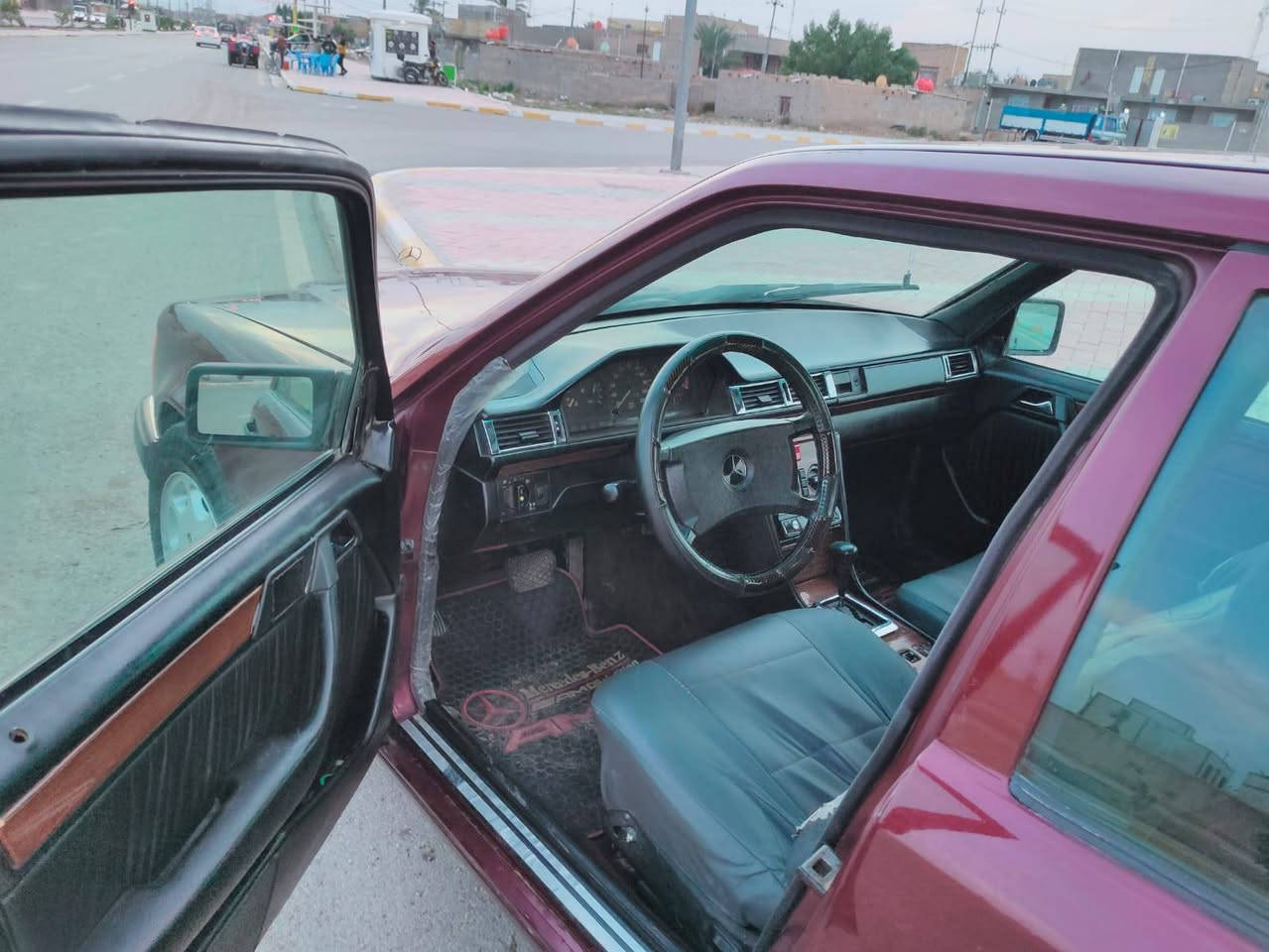 السلام عليكم ماسدس دب موديل 92رقم انبار انكليزي0بسمنه مشرروع وطني سنويه جديده ل 28 وداخله هزه كير مكينه بطه سياره ابرانكيت قواعد ابلادكفاله عامه عده صبغ جماليه فقط جاهزه من كلشي كير مكينه حداديه تخم تأير تبريد كلهن كفاله السعر 
63وبيه مجال مكاني واسط الكوت 
    
      ***********
