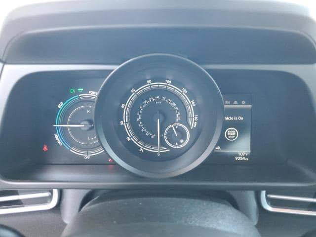 السلام عليكم..
الانترا ٢٠٢٣ هايبرد 
ليبل واحد بدون تبديل
السيارة جديدة فول عدا
الفتحه  العنوان فلوجه
السيارة جديدة 
***********
***********
السعر ١٤٤وبيها مجال
بدون اي دواخل
بدون صبغ بدون تبديل
