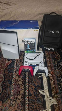 بلايستيشن ٥ • سليم امريكي ١تيرا • دراعين احمر