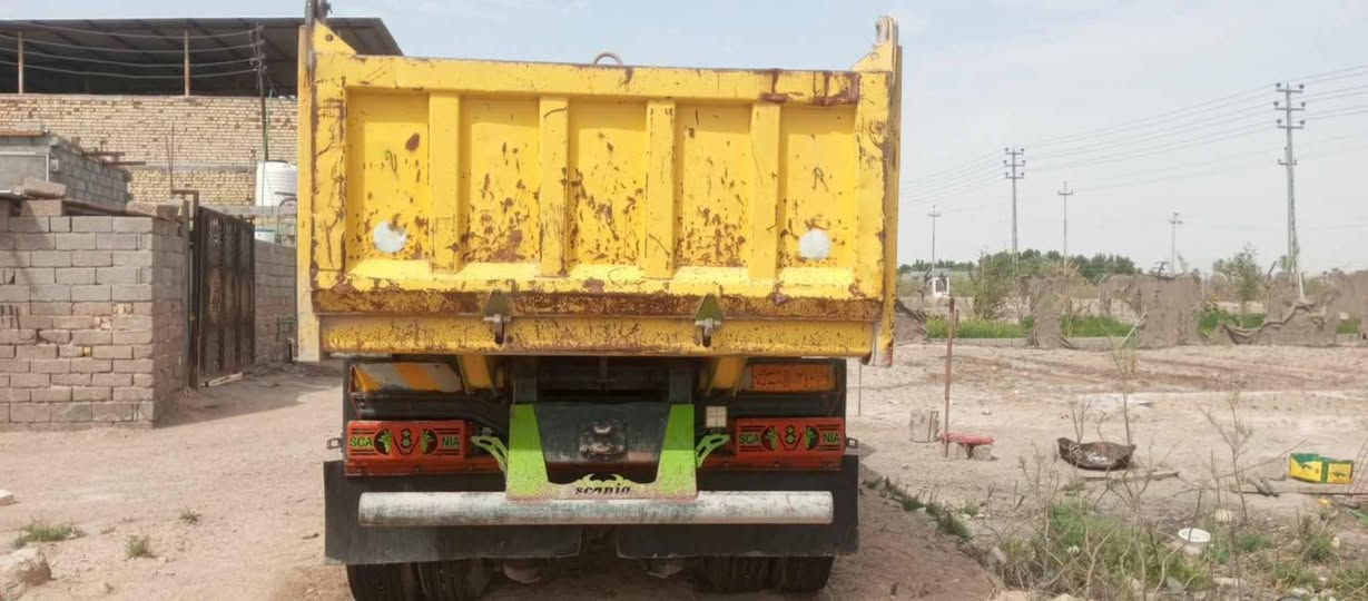 السلام عليكم إسكانيا للبيع مديل 2000 مكينه جبيره انجكتر كير 3/3 900 رقم بصره دولي جوبلس وره وكدام شاصي 10 مكانهه بالبصرة للاستفسار ***********
