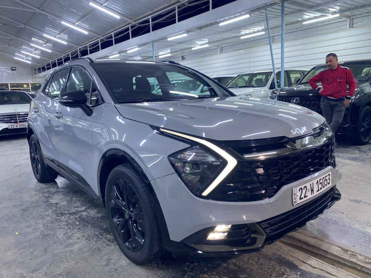 بسم الله الرحمن الرحيم 💎
للبيع كيا سبورتج 2025 خليجي بلاك ادشن (كفالة عامة عدا رصعتين بالقمارة )
 ماشيه 10000 km 
بصمة جنطة كهرباء داخل زيتوني جلد وكنتارا كشنات كهرباء وتدفئة شفتات ستيرن 
السعر ٢٤٣
📍بغداد الكريعات 
للاتصال ***********
