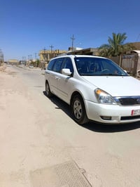 كيا سيدونا 2014 بانزين مكينه 3500  رقم مثنئ اجره بسمي مداور ثاني يوم  ...