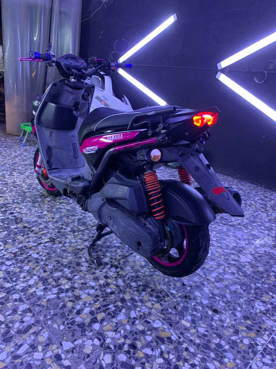 سكنس جبلي ام عيون موديل 14 دراجه رنبه ونصبتهة كلش حلوه دراجه جديده متوازي وريد ابيع لحد يكسر بيهة عنوان بغداد رقم ***********
