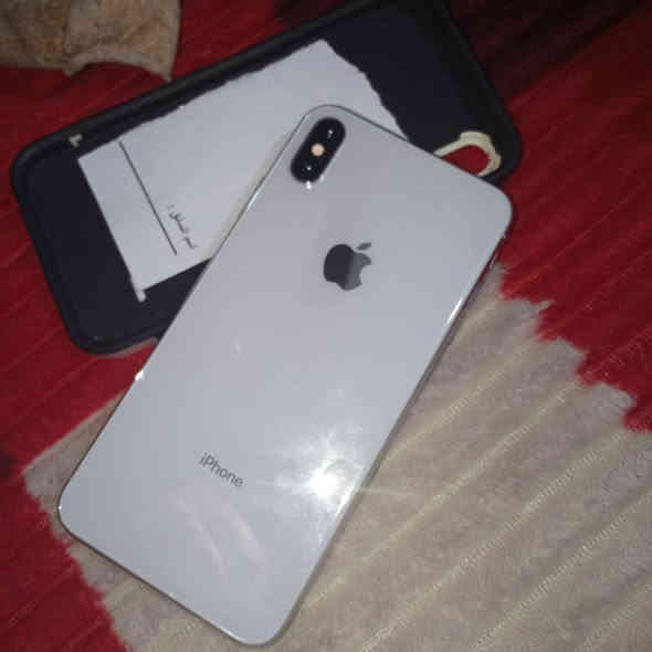 آيفون اكس ماكسً للبيع نضافه 100:\100
جهاز بطاريه بلادي 70 مبدل فقط شاشه الاصليه3 خيارات ذاكره256  فيس إيدي شغال سمكارت شغالً سماعات شغاله اي نقصً مابي جهاز السعر 185 وبي مجال  رقمي 
***********
