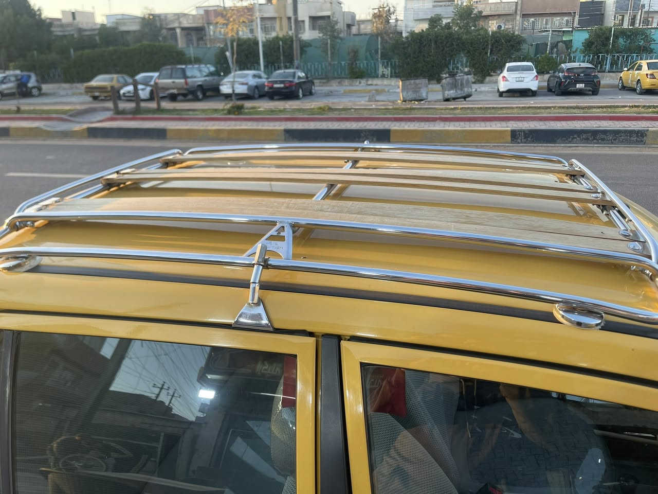 السلام عليكم تخم تاير ويل كرونه وكبات كلكسي وسيبايه حيدر السحاره انتاج 25 الغراض كلهن جدد السعر خاص او اتصل *********** مكاني الشعب
