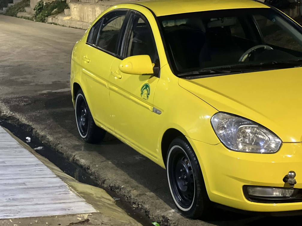 سلام عليكم اكسن دبدوب 2010 كوري صدر أمامي خلفي كله  جديد طخم تايرات جديد كاربون بانزين موجود باب السايق امبدل مصفره هيئه وغرمات كير ومحرك شرط السعر 95 وبيه مجال بسيطة ***********..***********
