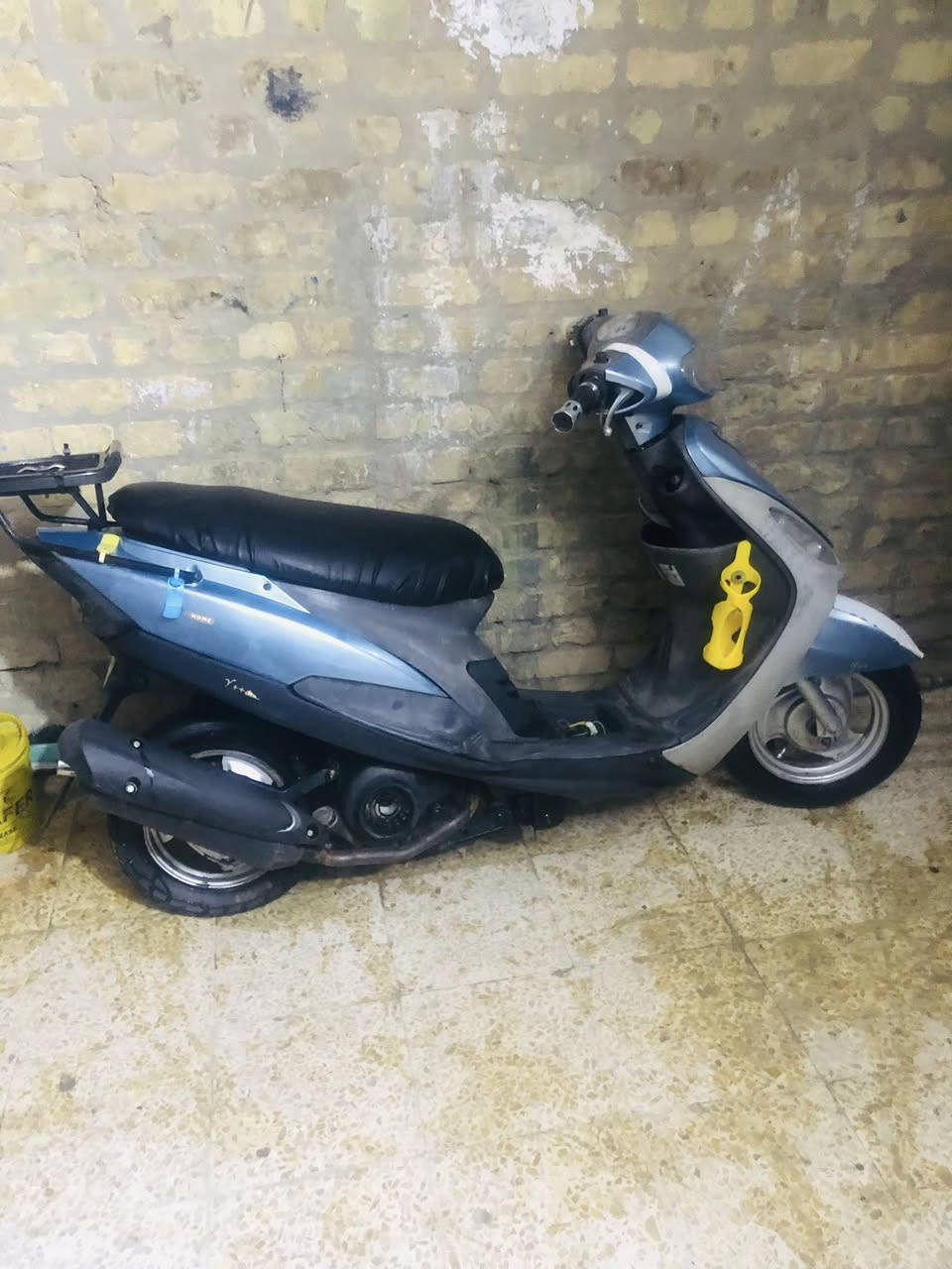 ماكس منغولي بوشة ٤٩ دراجة خير من الله نضيفة ٣٥٠ وبيها مجال قليل مكاني بعقوبة تحرير ***********  وذا اكو مراوس عادي
