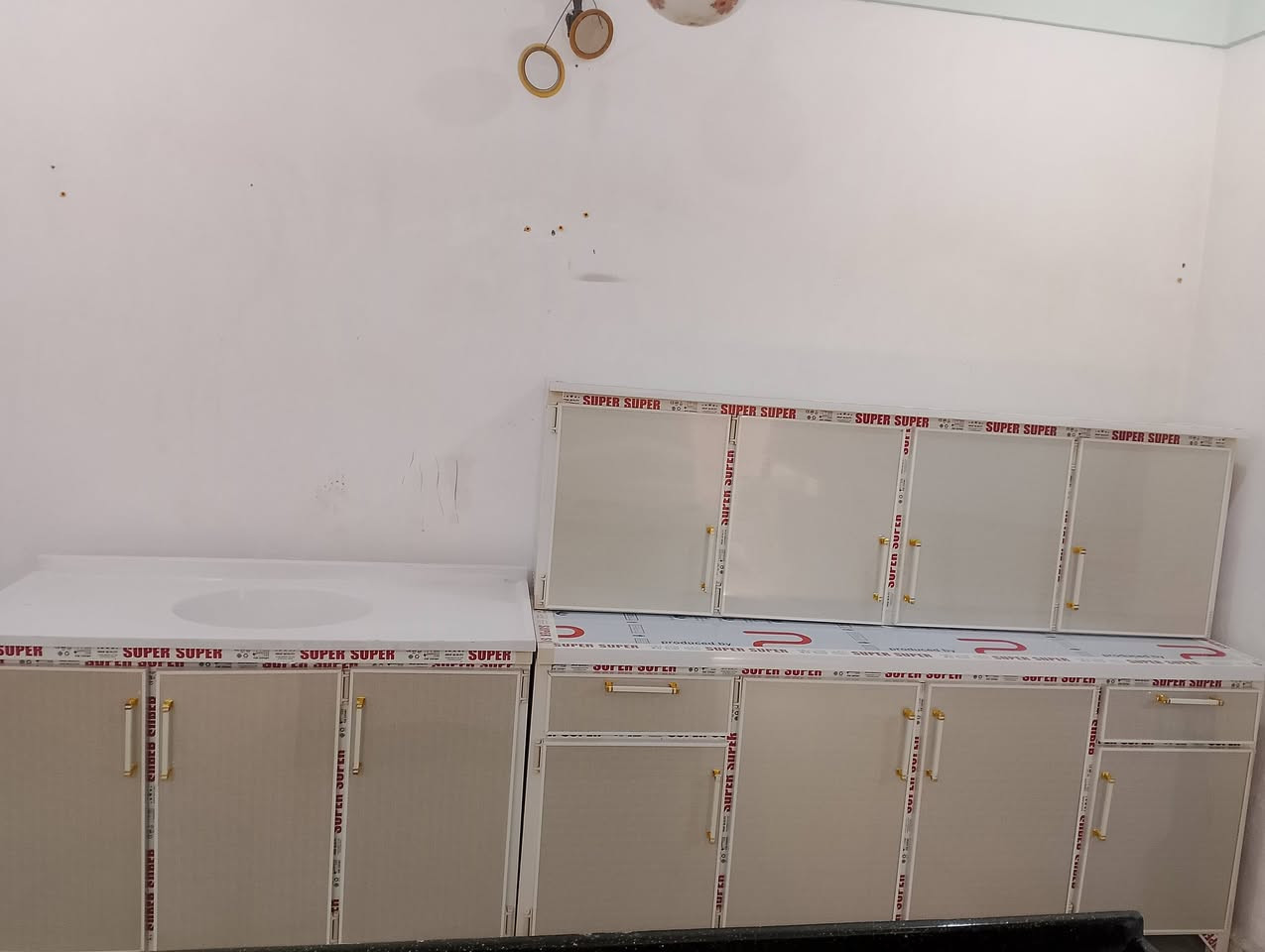 كاونتر مترتين وسنك متر و30 سانتيم جديد ما مستخدم ب 350 عنوان ام العصافير اكو توصيل


**إذا كنت صاحب هذا الإعلان وتريد حذفه لأي سبب، رجاءا أرسل رسالة إلى الدعم الفني**