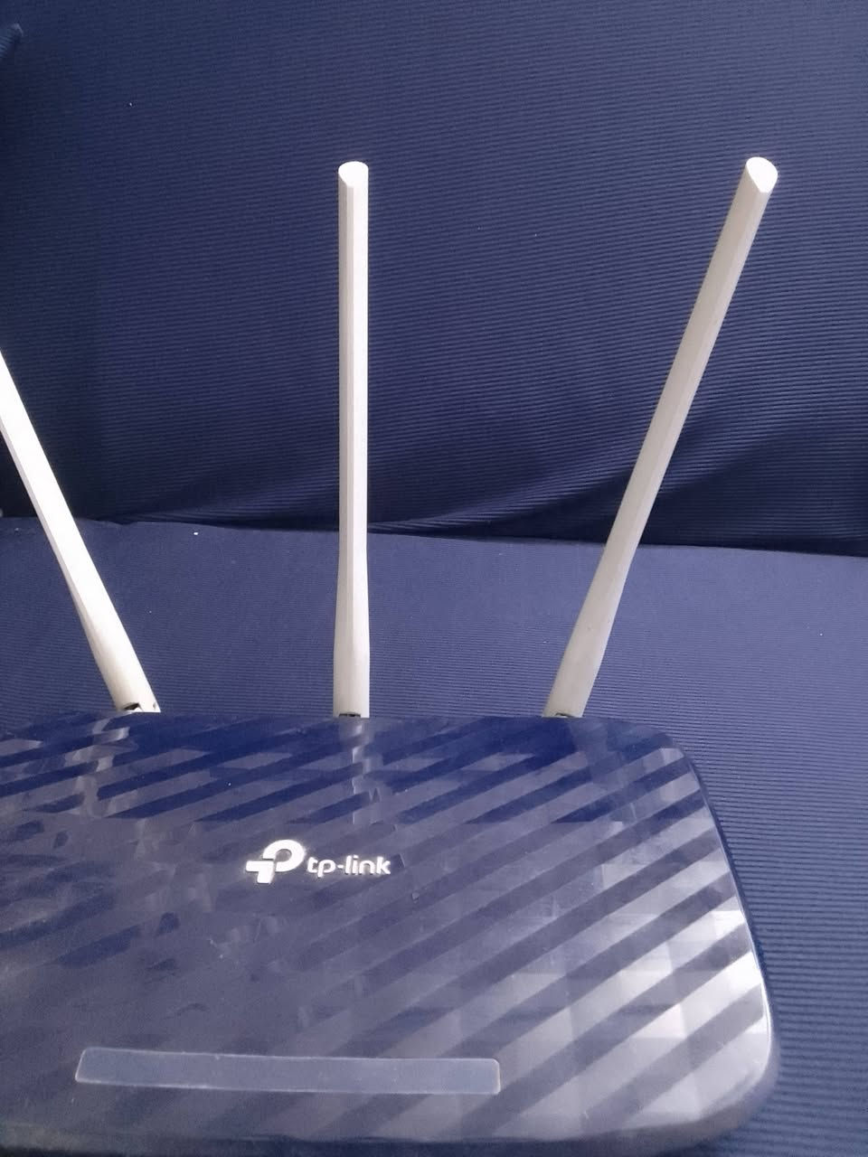 السلام عليكم  راوتر عدد 2 للبيع مع تحويلات عدد2


**إذا كنت صاحب هذا الإعلان وتريد حذفه لأي سبب، رجاءا أرسل رسالة إلى الدعم الفني**