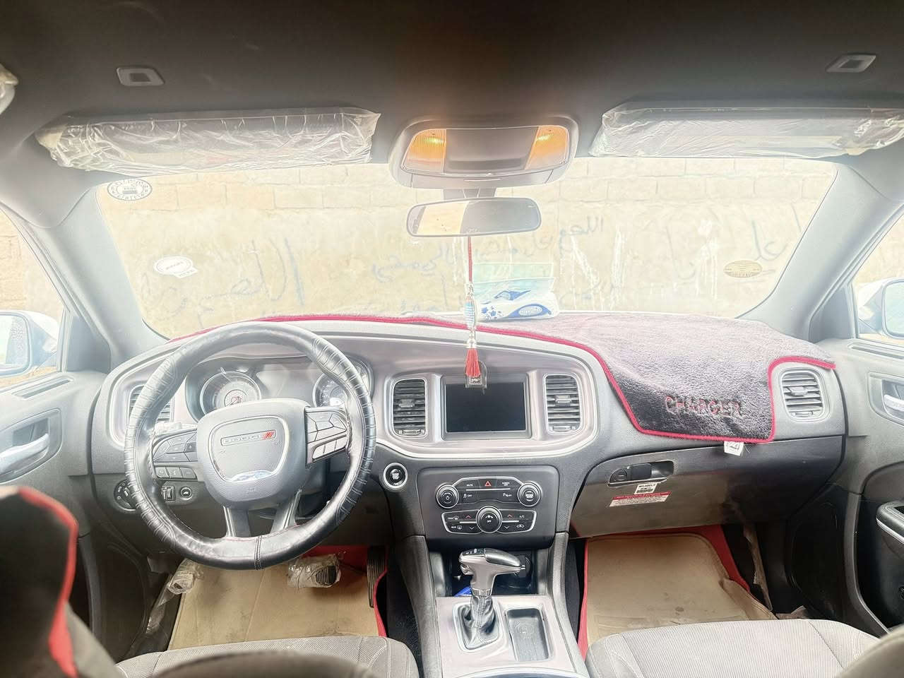 سلام عليكم اخوان 
سياره للبيع جارجر كفاله عامه موديل 19سياره احله من الصور ومكفوله من كلشي الشراي يتواصل وياي 
العنوان البصره الجزائر
الرقم ***********
