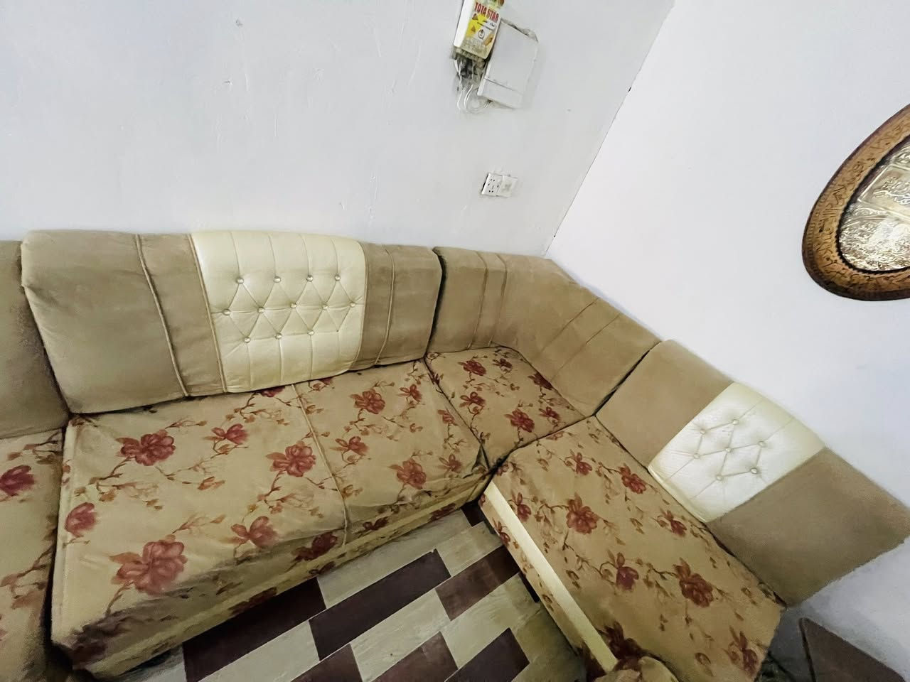 تخم مستعمل مكان بوابة الكاظمية *********** قيم واخذ
