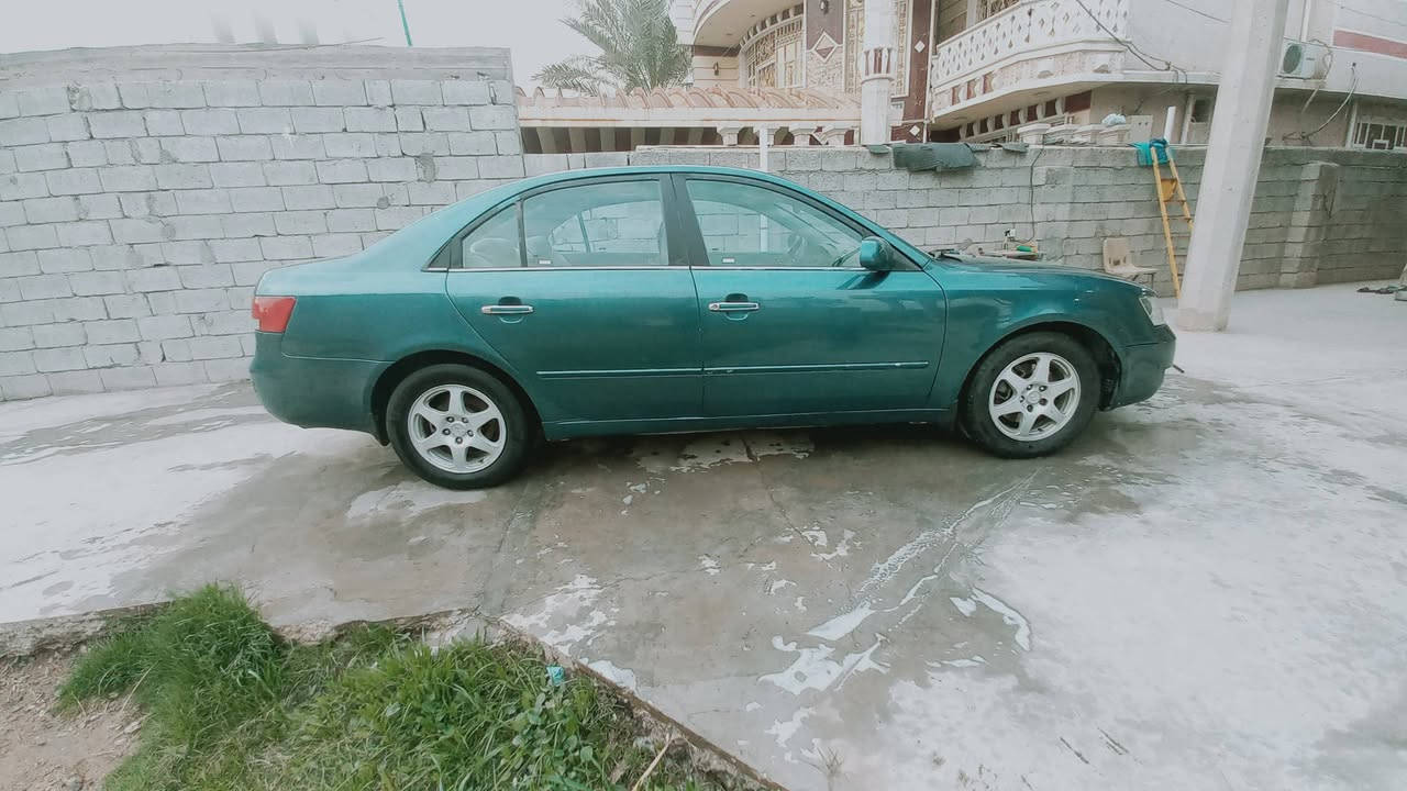 بيع مستعجل وترهم مراوس  سوناتا مقدس بغداد بأسمي رقم انكليزي ٢٠٠٦  محرك ٣٣٠٠ وارد أمريكي مصبوغه عام اثر جراد درجه اولى كير محرك صدر امامي خلفي كهربائيات كلة تمام فتحة سقف سلايت كهربائيات شاشه كامره خلفيه السعر٧١$ قفل  المكان بغداد بسمايه خارج المجمع اتصال ***********
