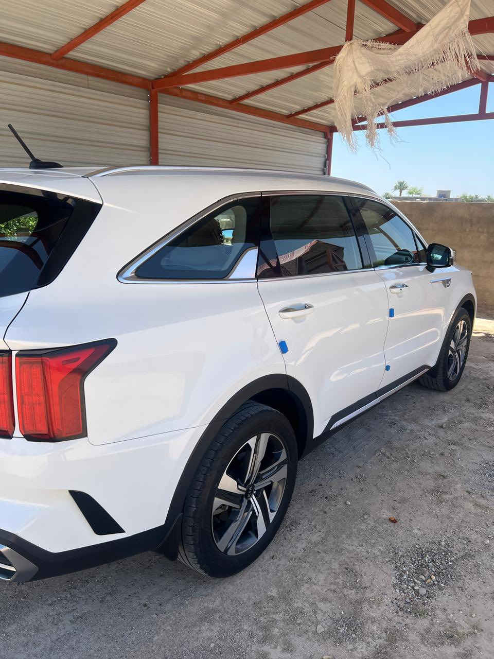 يالله
السلام عليكم سورنتو  خليجي
 
مكفوله من الصبغ والتبدل بيها بارد قليل  
 
موديل :2021

ماشيه: 117 الف

كشنات جلد

حساس اطارات
ماسحة خلفية ذكية
انظمة قيادة سبورت ايكو نورمال  

كراسي٢ كهرباء٣ جهات تحكم 
كير ماوس 
٦ سلندر ٨ كير 

حساس امامي خلفي 
شحن واير لس 
اناره داخليه 
باب خلفي كهرباء

٧ راكب 
٣ قطع تبريد 
٥ ويل كب 
اتو هولد 
هند بريك دكمه 
نظام منحدرات 
لايت ٤ عدسات 
كامره دواره 
بردات خلفيه 
شفتات ستيرن 

السيارة 
رقم شمالي سليمانيه
السعر. 278  $ ورقه  وبيه مجال

للاستفسار اتصل على رقم 
 ***********
